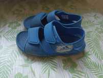 Piankowe, lekkie sandały adidas r.33 ( wkładka ok 19-19,5 cm)