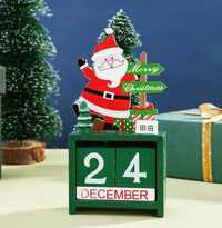 Drewniany świąteczny kalendarz Mikołaj