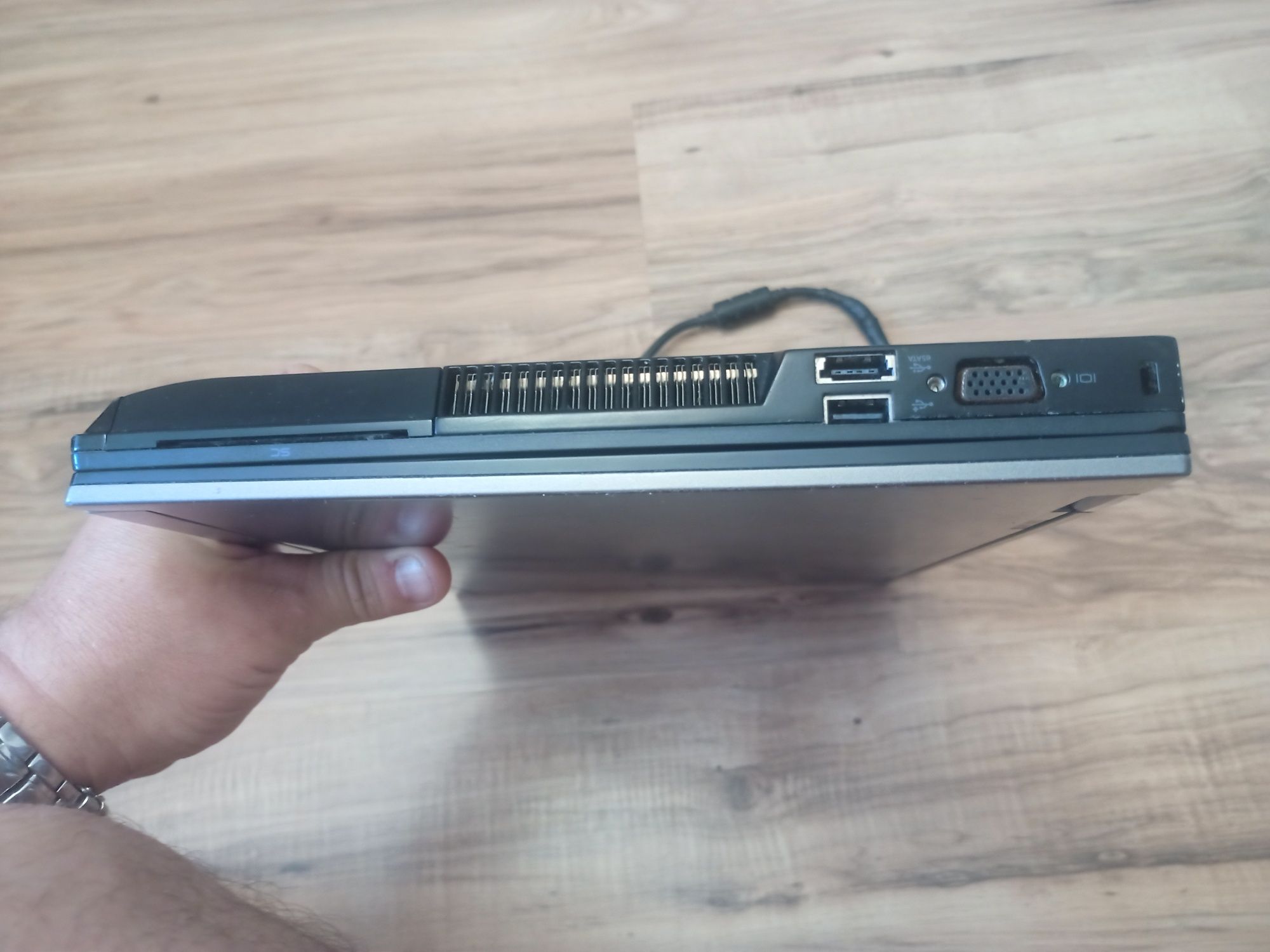 Ноутбук Dell Latitude E6410 Intel core i7 640m