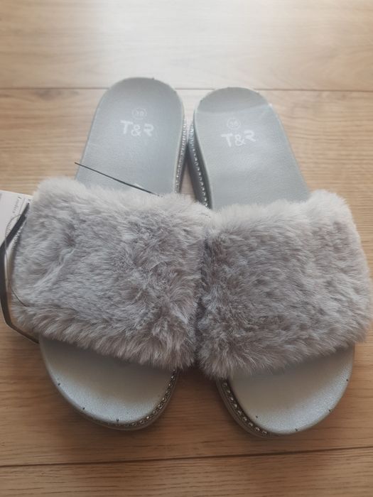 Nowe klapki damskie z futerkiem rozmiar 37