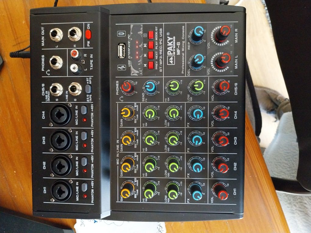 Vendo mesa nova em caixa