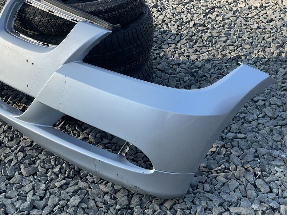 Передній Бампер Е90 Е91 Дорестайл Titan Silber 354 BMW E90 E91 Сірий