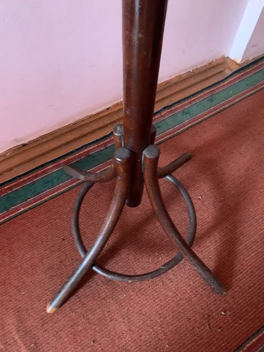 Трельяж, удобная вешалка,шкафчик навесной(кухня),тумба,