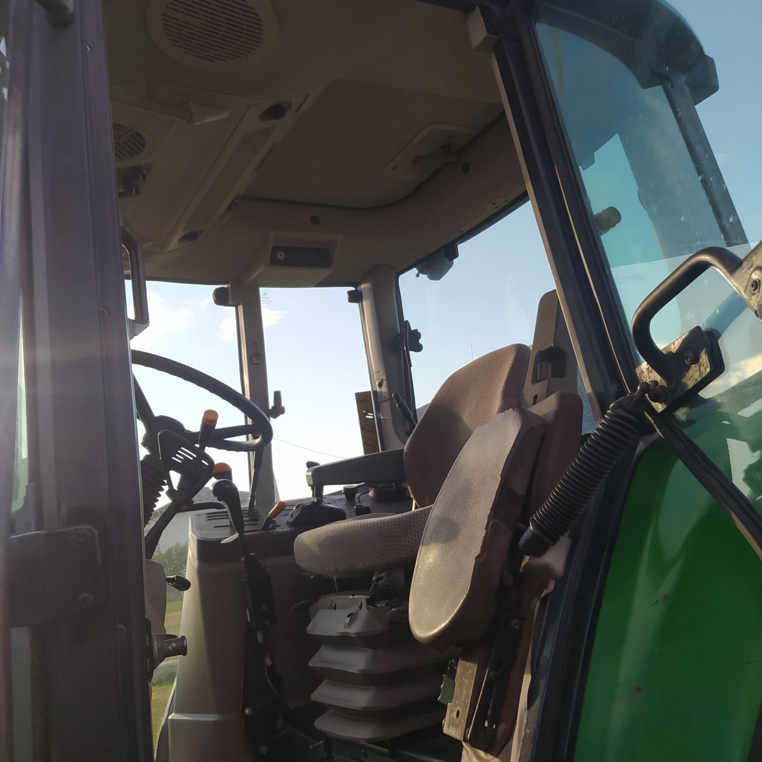 John Deere 6620  2004r zwykła pompa