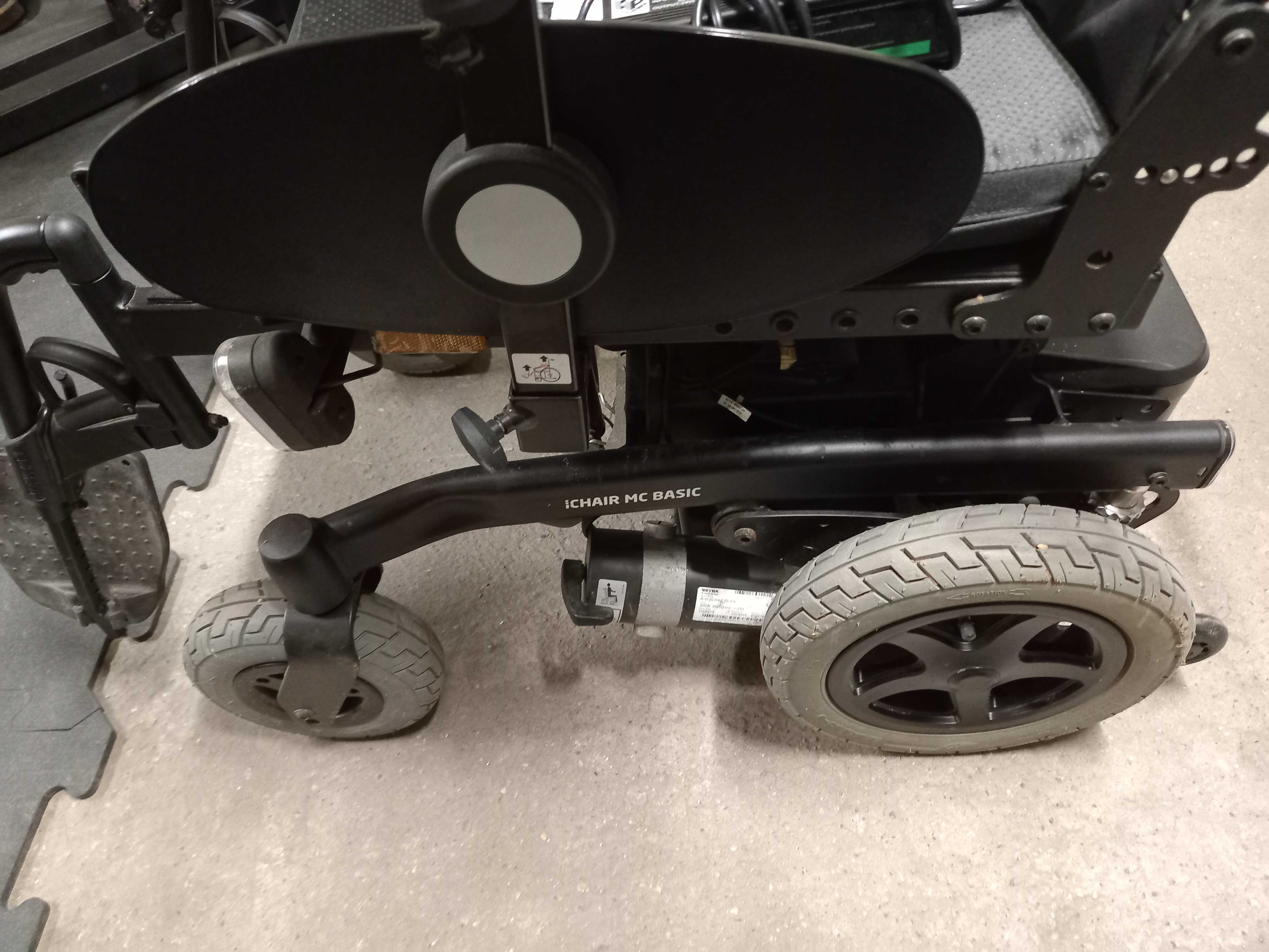 Wózek elektryczny inwalidzki