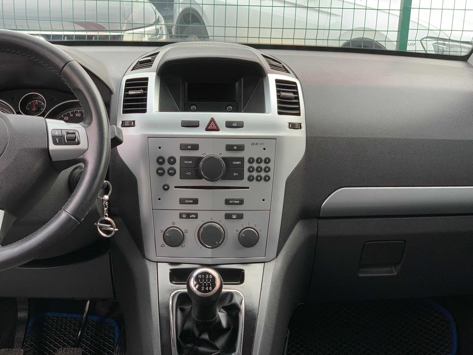 Opel Zafira 2011 1.7 дизель