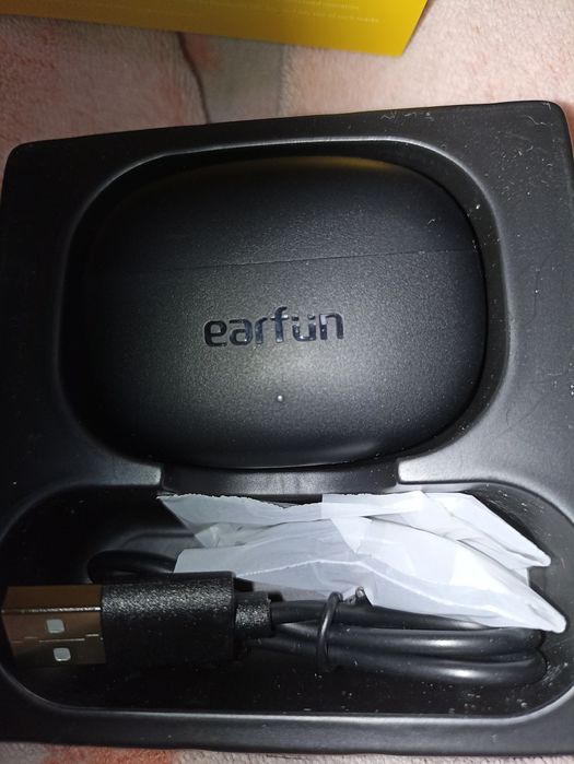 Беспроводные наушники EarFun Air Life