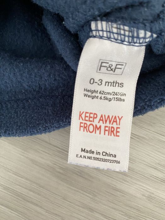 Bluza polarowa dla chłopca 62 68 f&f granatowa z kapturem