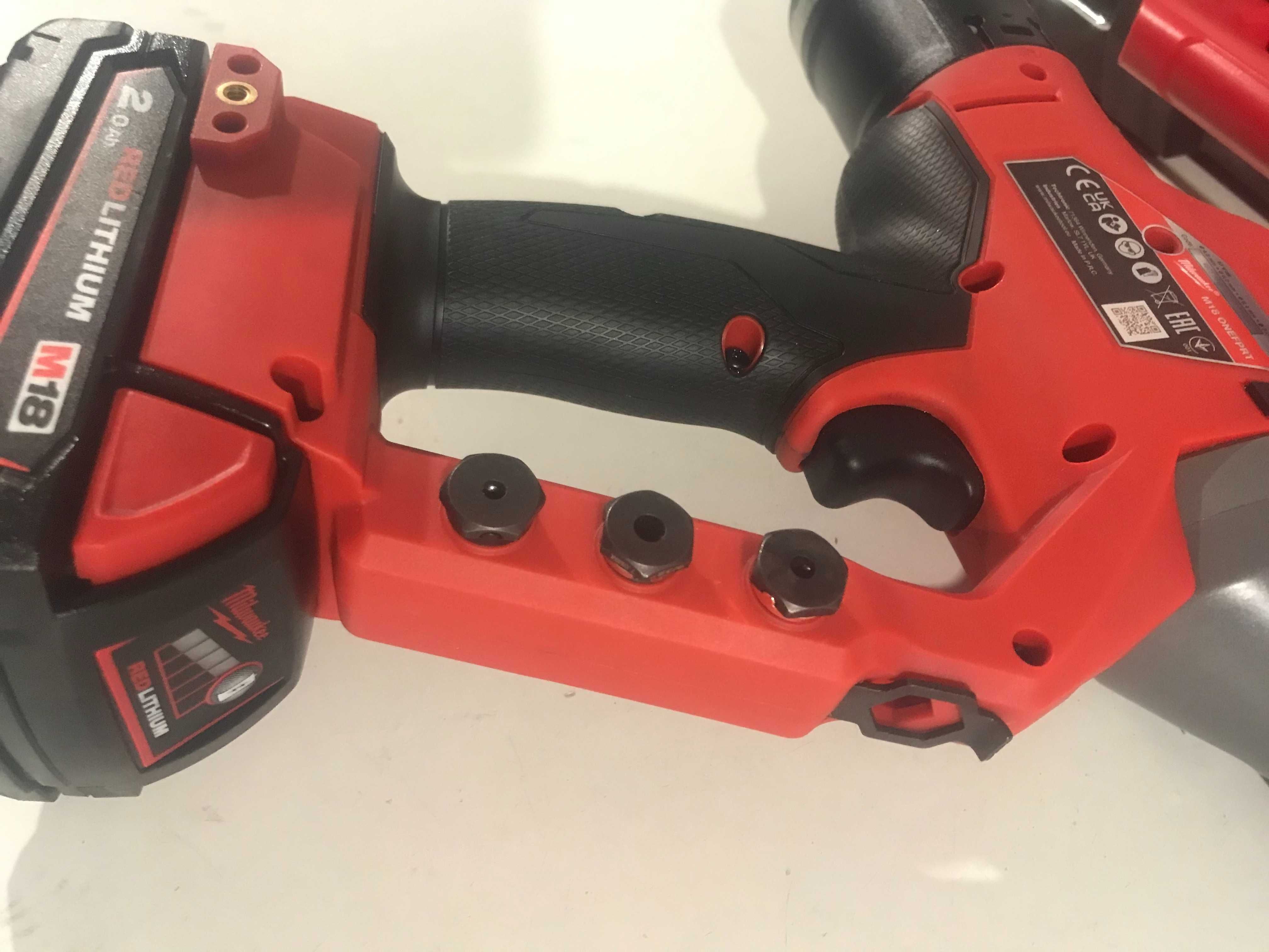 Заклепочник акумуляторний Milwaukee M18 ONEFPRT-202Xз Англії