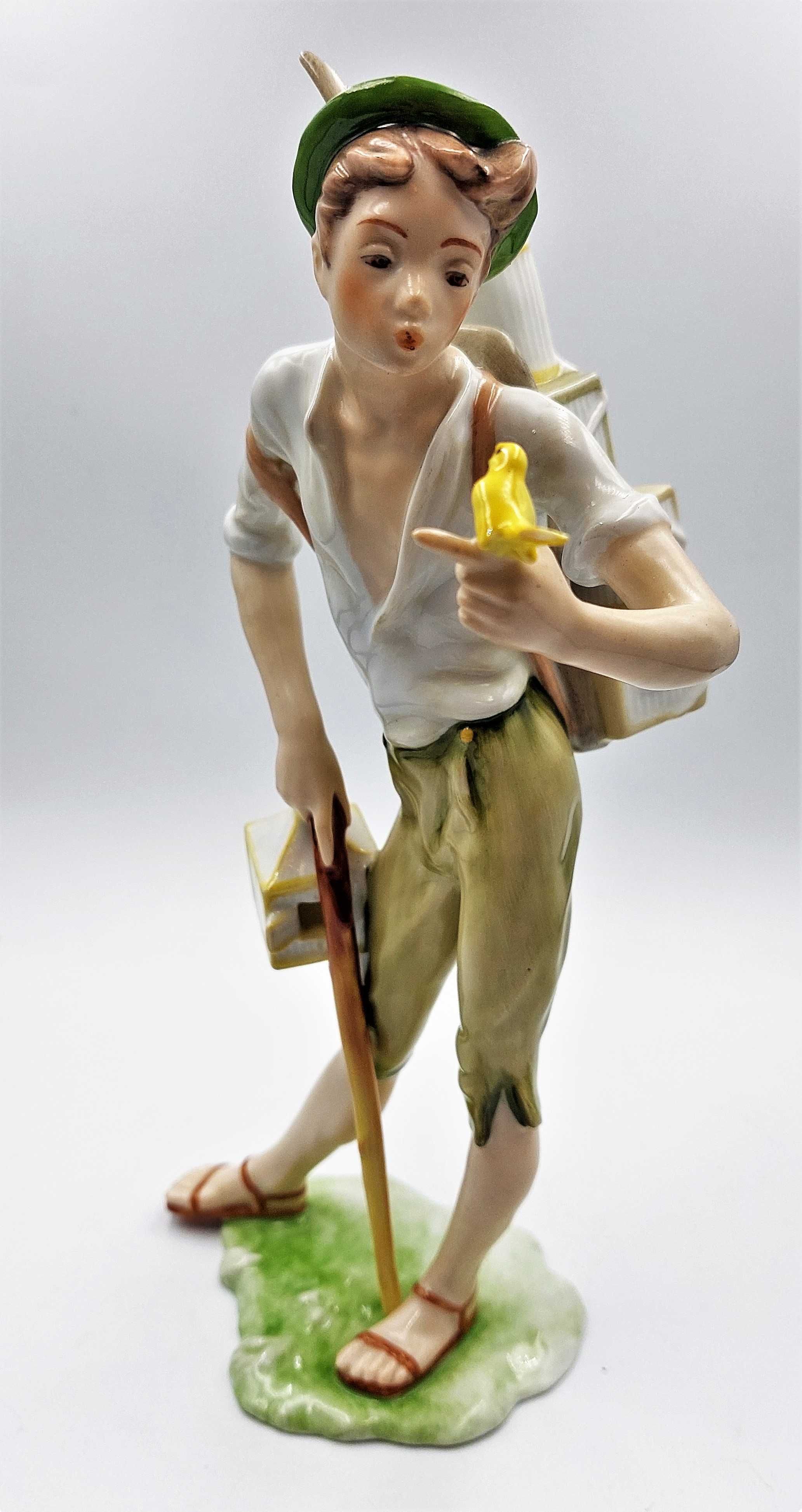 Porcelanowa figurka chłopca z klatką na ptaki - Kaiser, Niemcy
