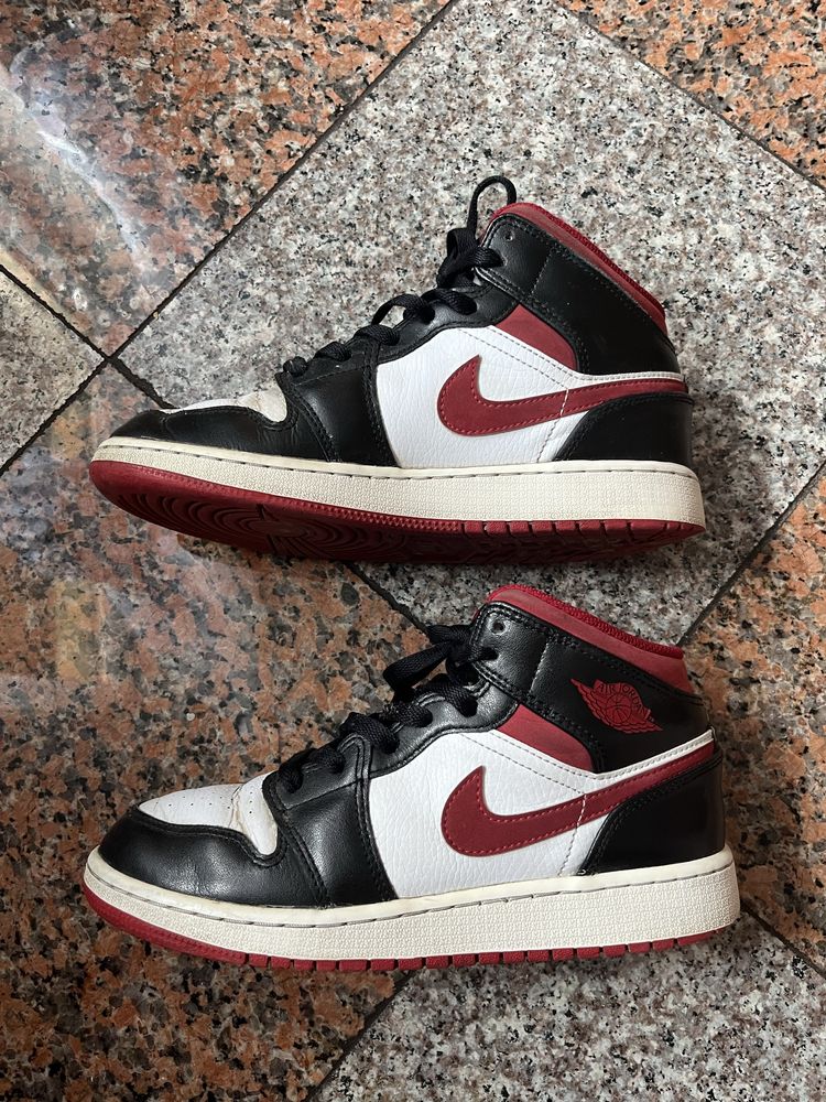 Nike Air Jordan 1 Mid sneakersy