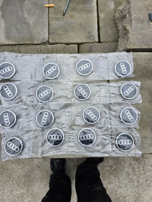 Dekielki na felgi Audi