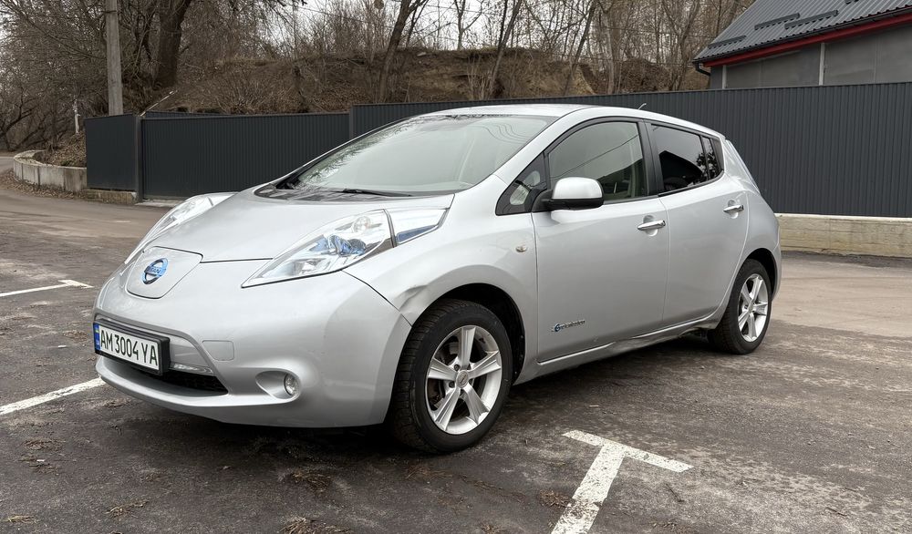 Продам Nissan Leaf 24kw