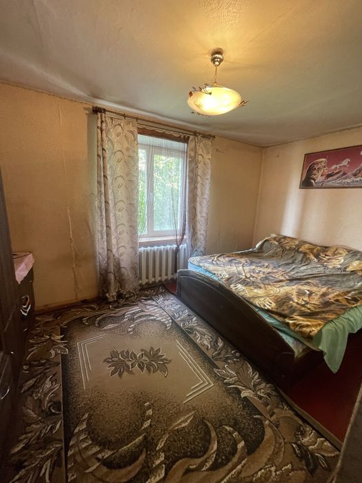 Продаж житлового будинку з землею в с. Потіївка