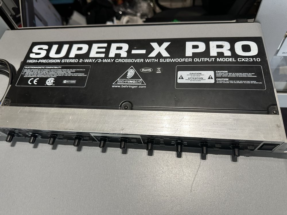 Behringer Super-x Pro CX2310 crossover