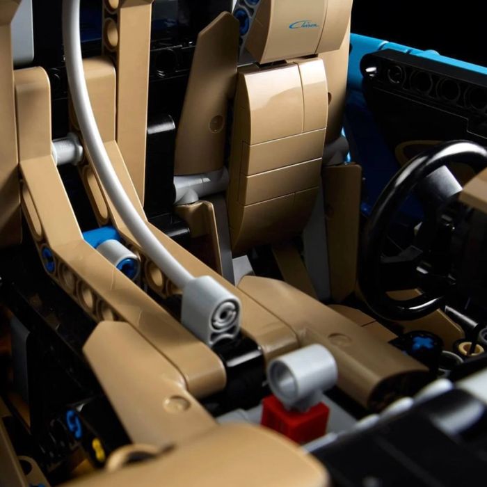 Конструктор Bugatti Chiron 42083