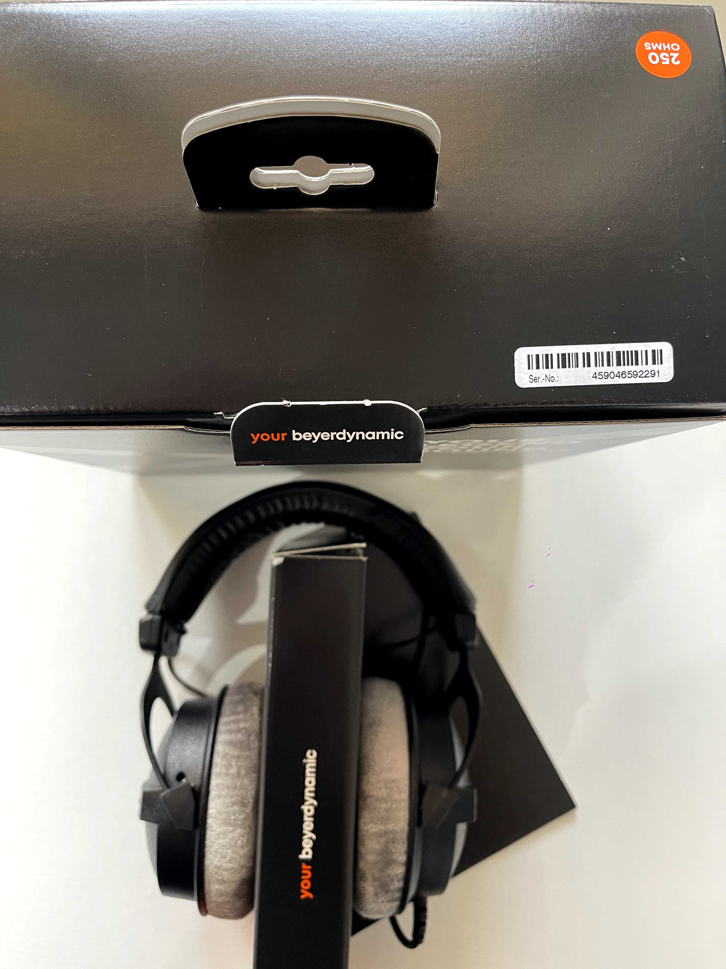Продам нові навушники Beyerdynamic DT 770 PRO 250 OHM