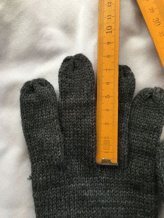 KappAhl , rękawice szare z pomponami, uniwersalny, one size