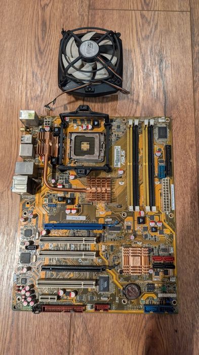 Материнська плата ASUS P5KR LGA 775