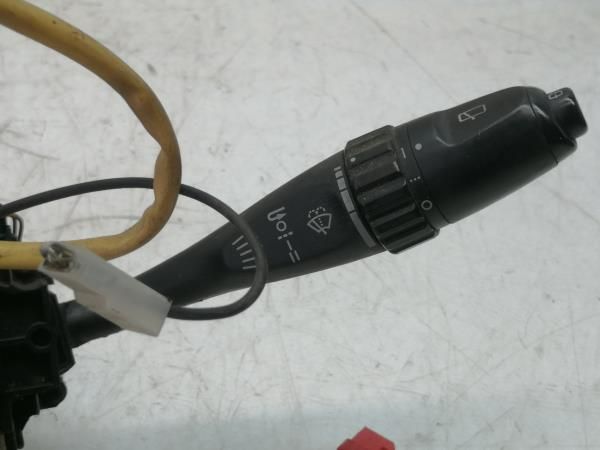 Conjunto / manetes de luzes e limpa vidros MITSUBISHI Space Star Combi