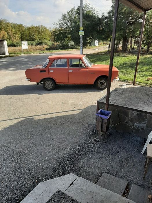 Продам Москвич 2140
