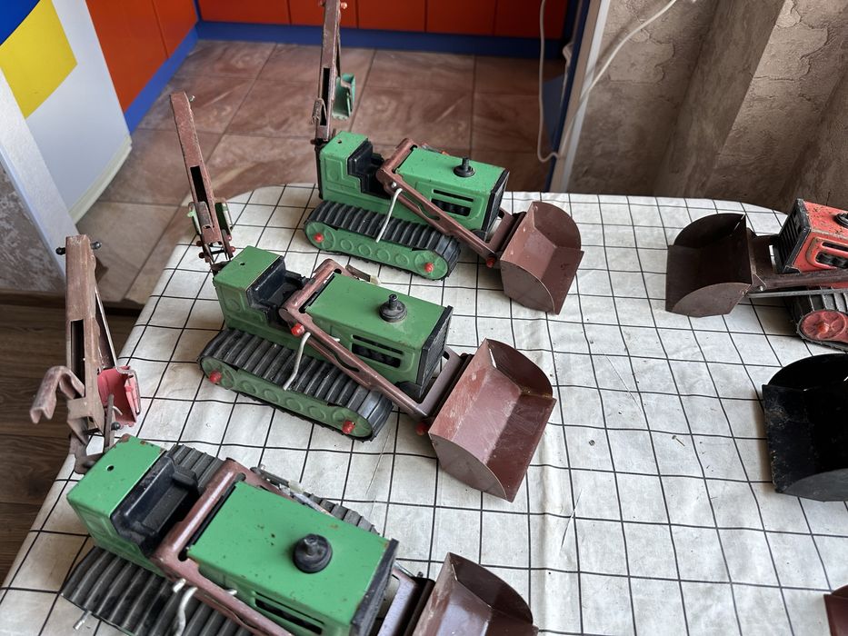 Игрушка ссср Трактор