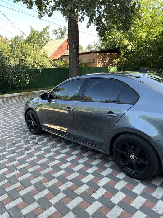 Продам Volkswagen jetta 6 2014