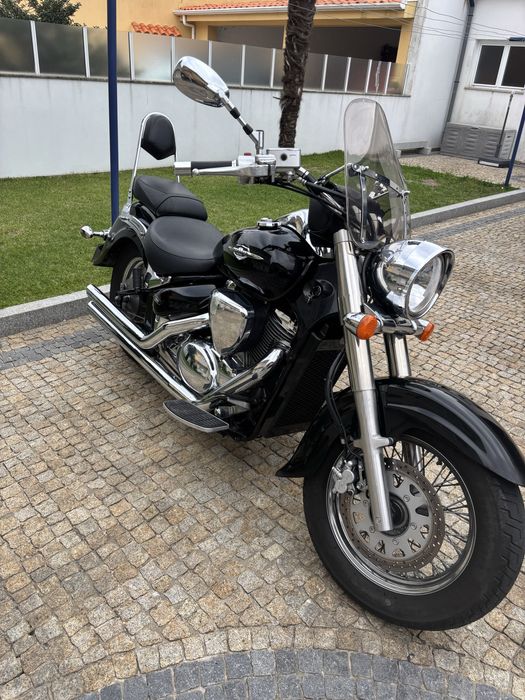 Suzuki intruder c800