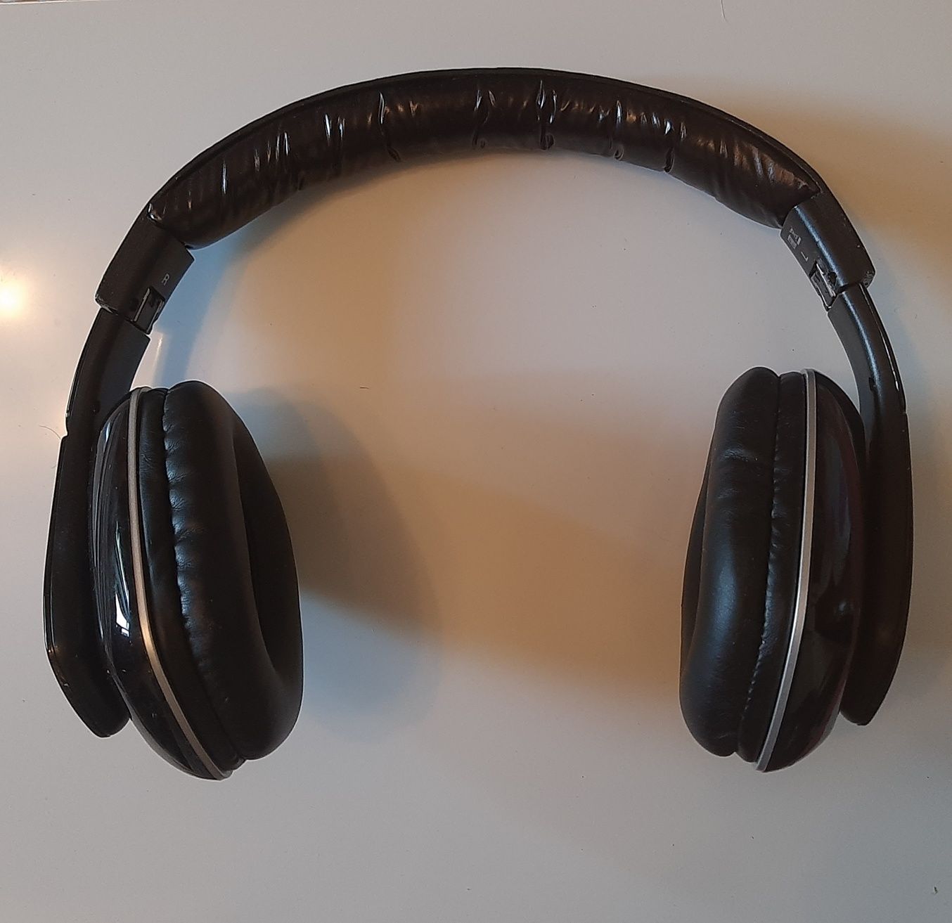 Bluetooth-навушники Sven AP-B550MV