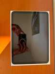 Ipad 10th generation c/ caneta e teclado