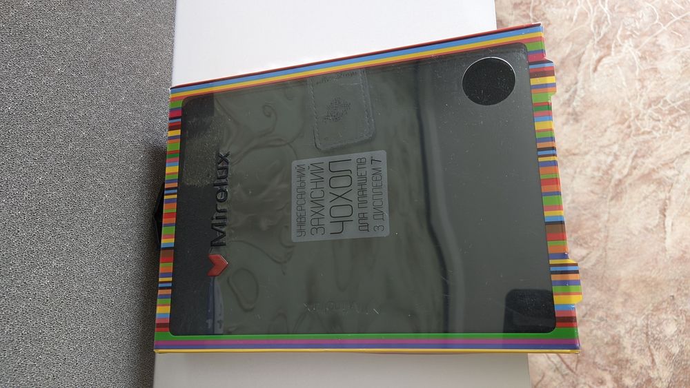 Чехол-книжка для планшета 7"(дюймов), кожзам