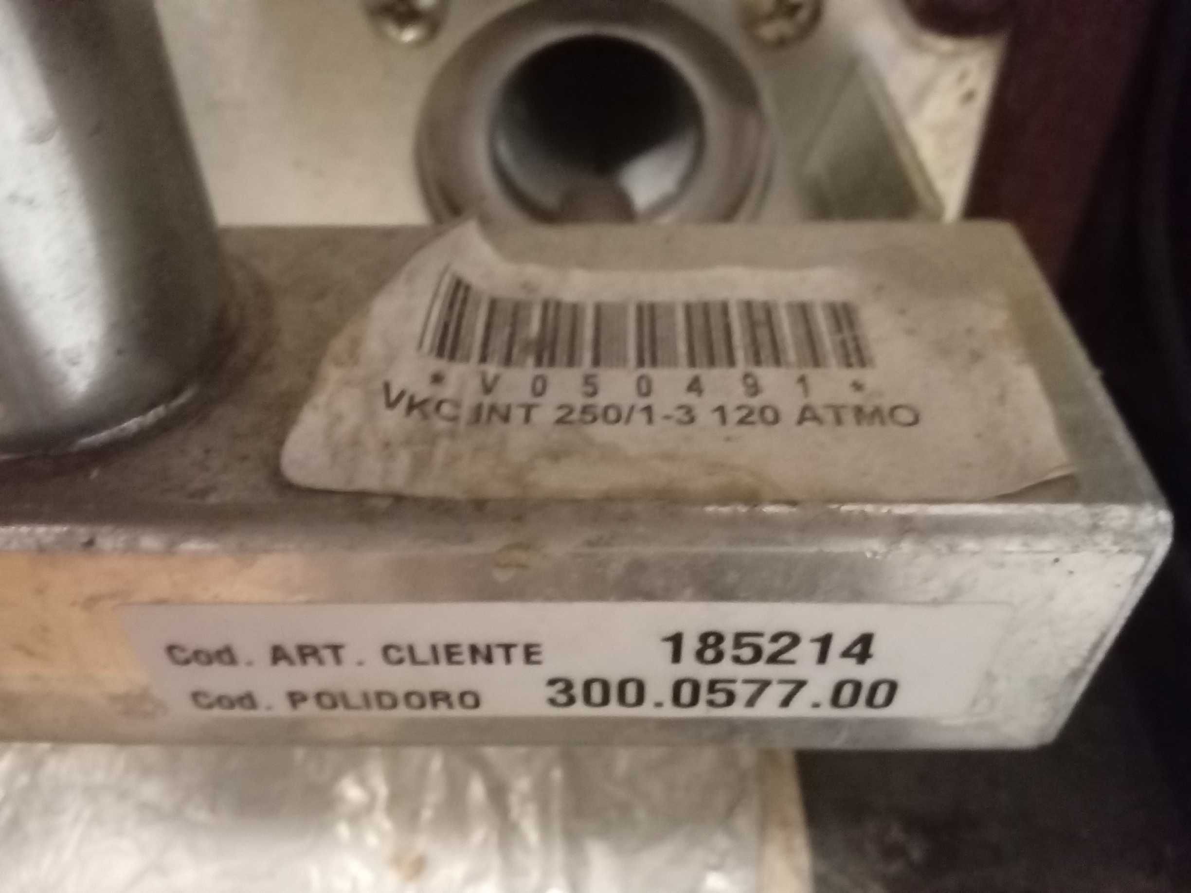 Piec Vaillant atmoVIT Combi (VKC INT 250/1-3-120) na części