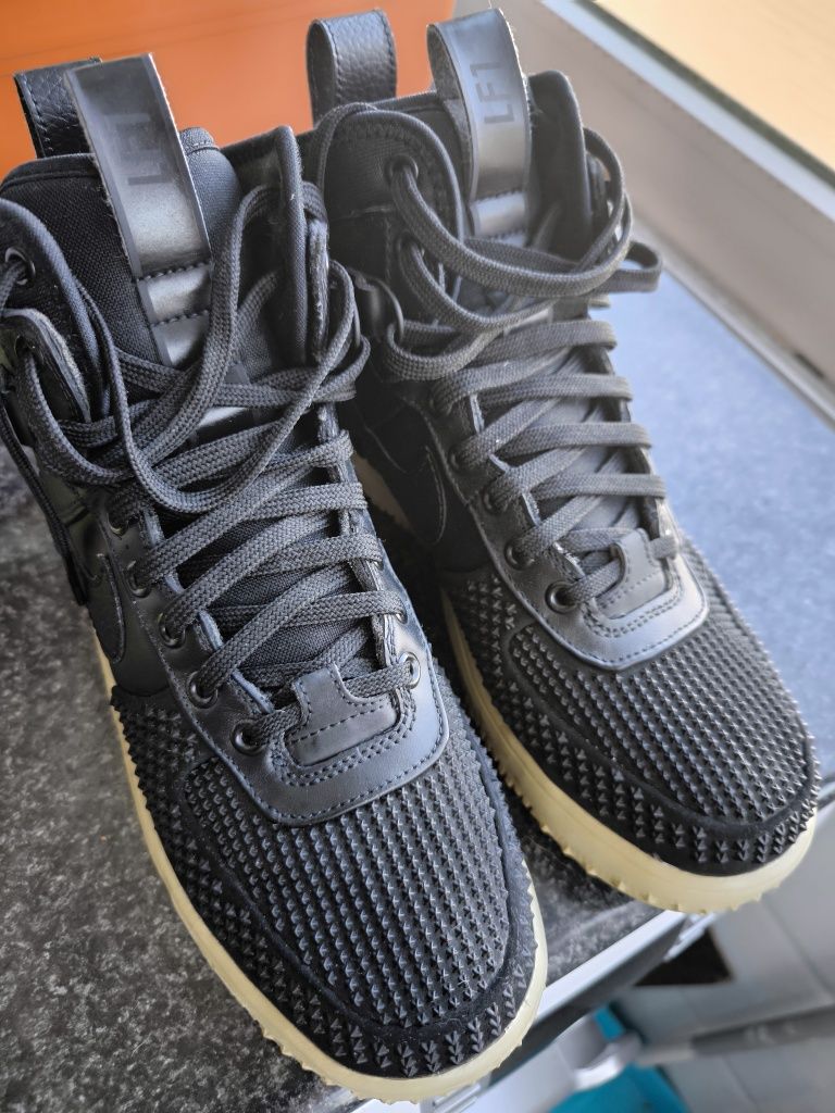Nike Lunar Force 1