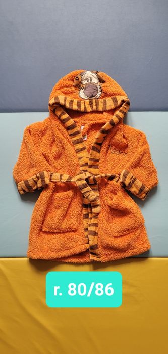 r. 80/86 Szlafrok tygrysek C&A