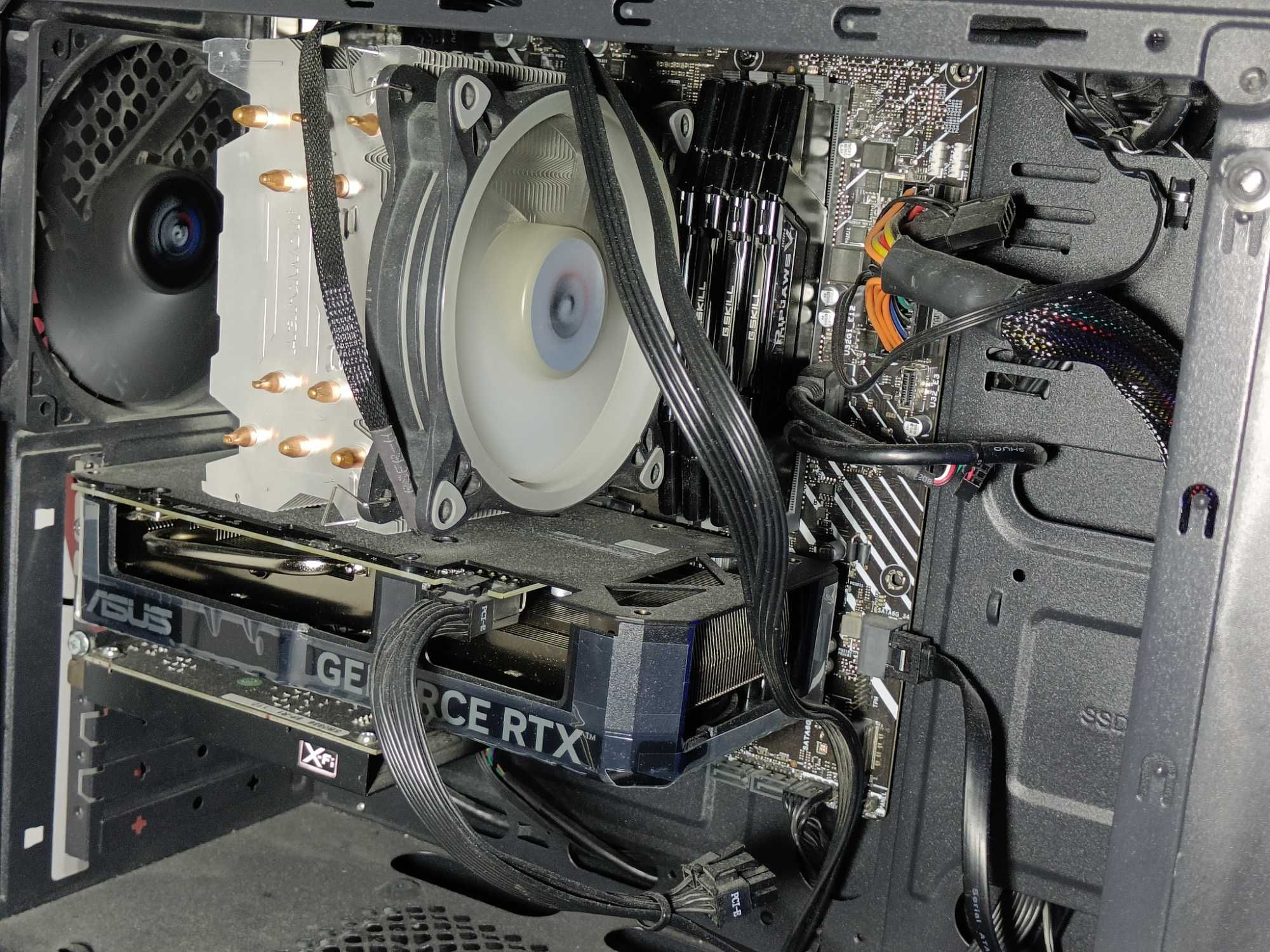 Процесор Intel Core i7-13700 LGA1700 16 ядер 24 потоки 5.2ГГц ІДЕАЛ!