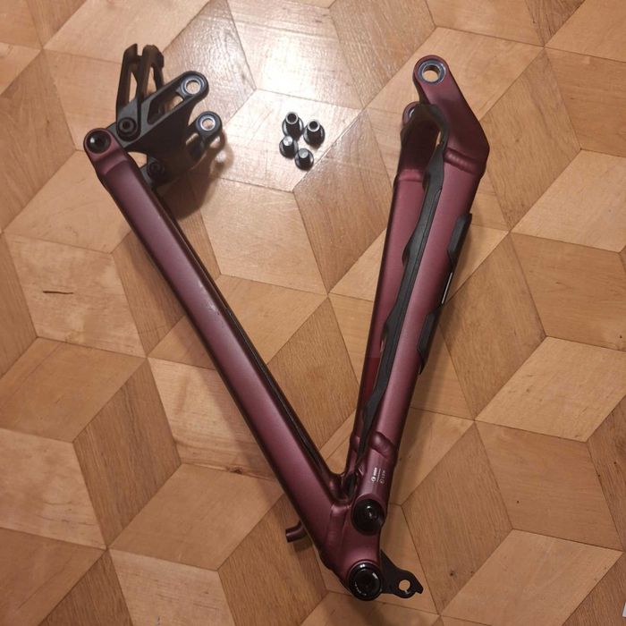 Kompletny wahacz Specialized Stumpjumper Evo alloy nowy hak, oś, link