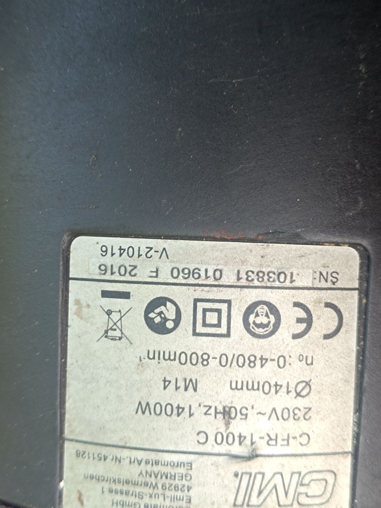 Mieszadło do kleju i farb