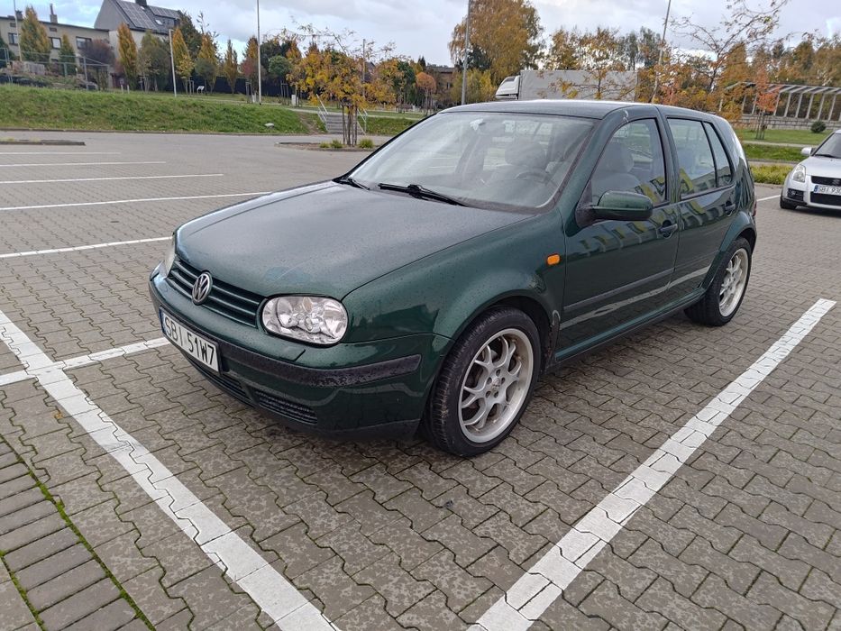 Volkswagen Golf IV 1.6 SR Comfortline- 1 właściciew kraju l od 2013r.