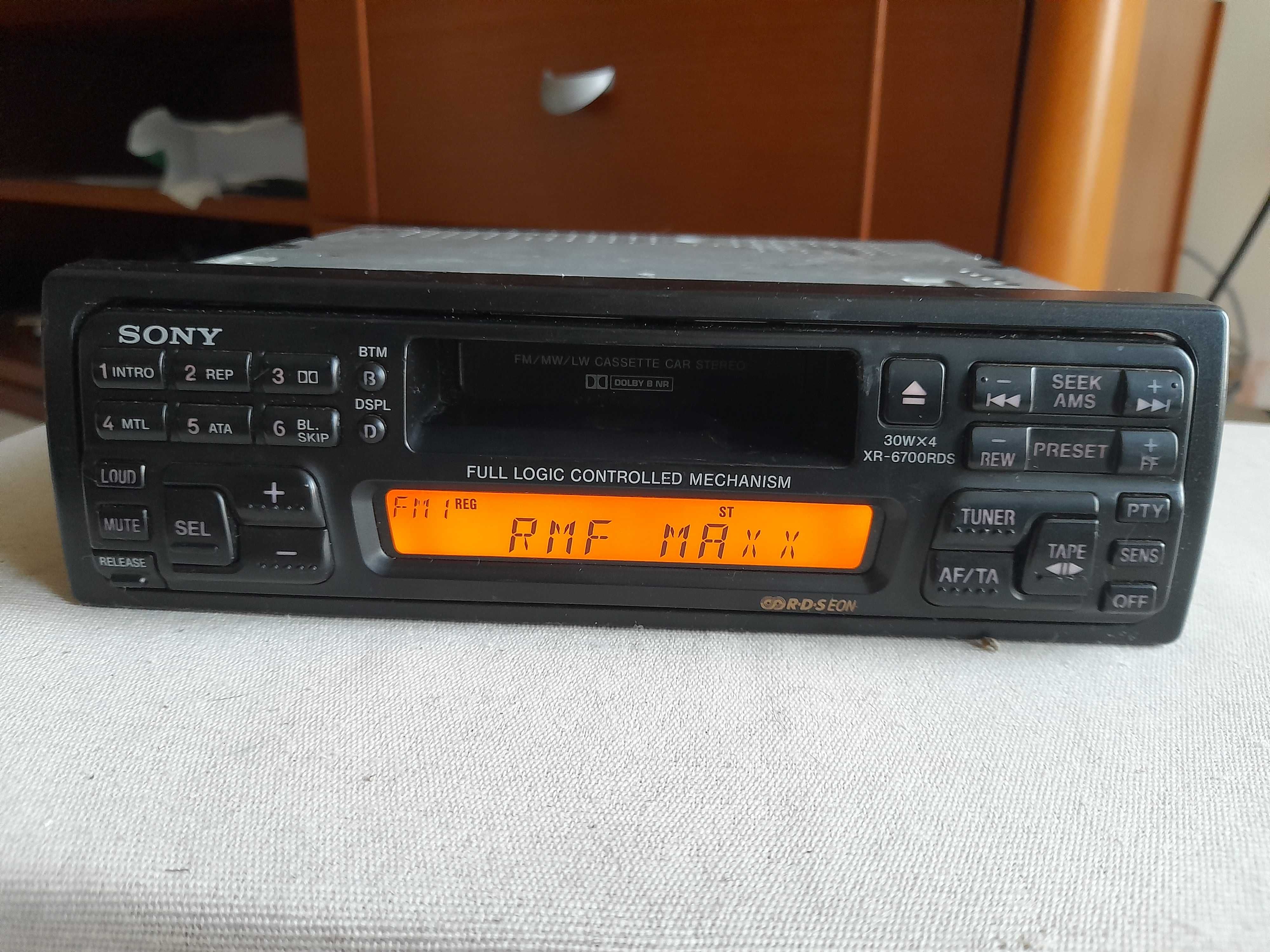 Radio SONY XR-6700 RDS 2 kolory podświetlenia Mercedes BMW