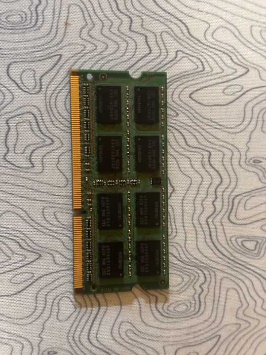 DDR3 2Gb для ноутбука, можна для macbook