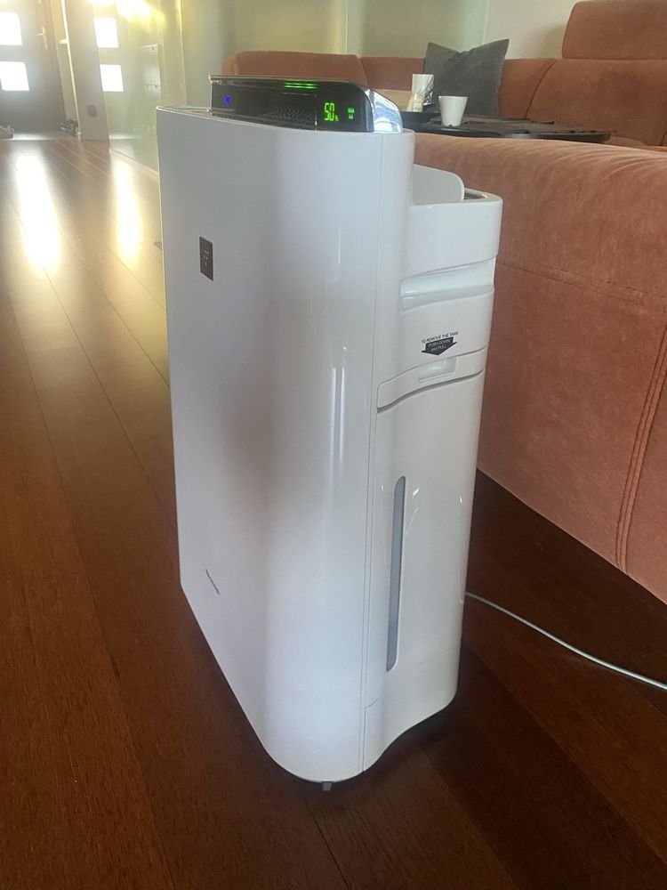 Oczyszczacz powietrza z jonizacją SHARP KC-D60EUW
