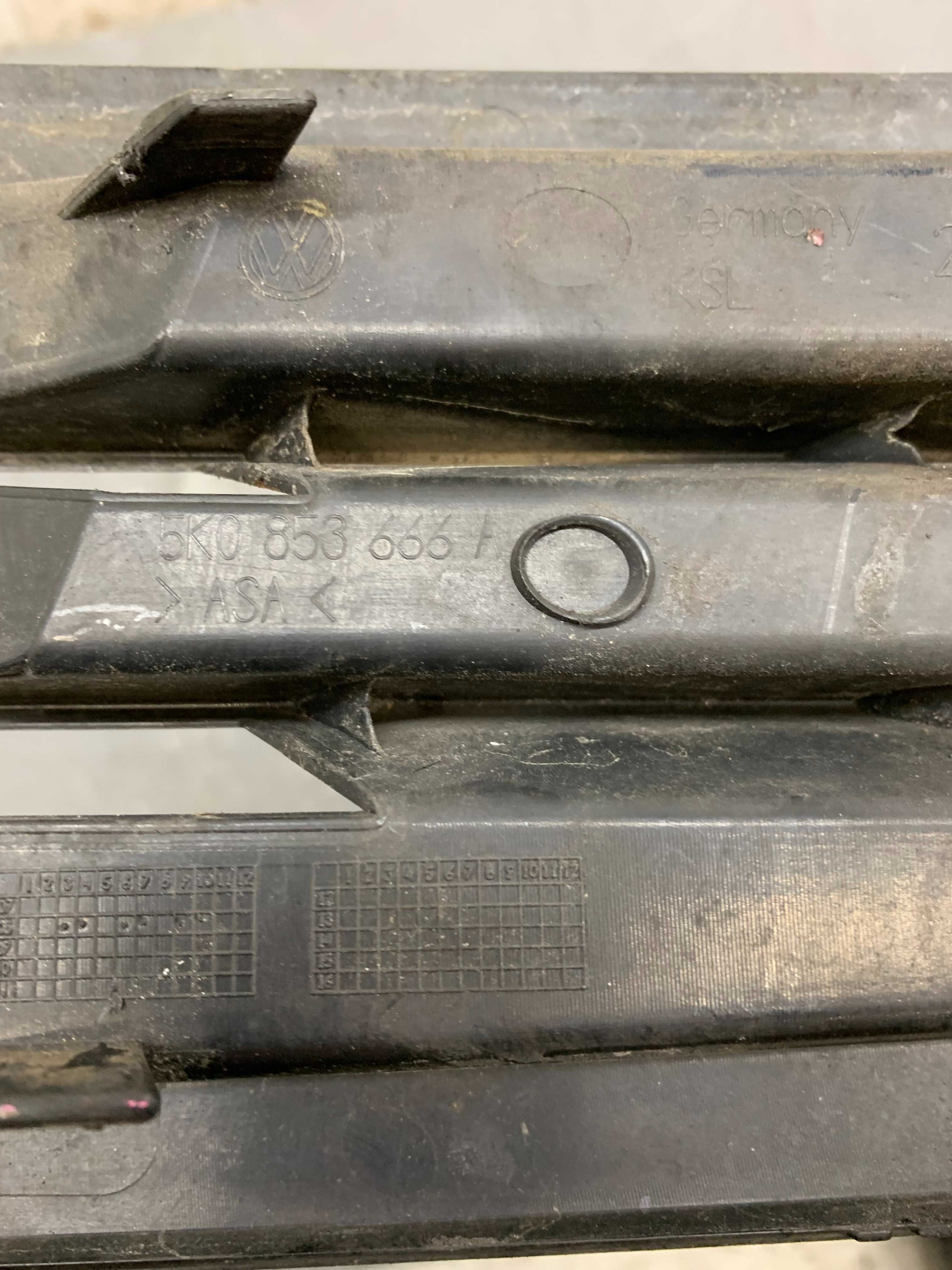 VW Volkswagen Golf VI Kratka Zderzaka Przód