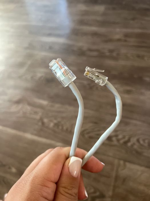 Кабель для інтернета звита пара