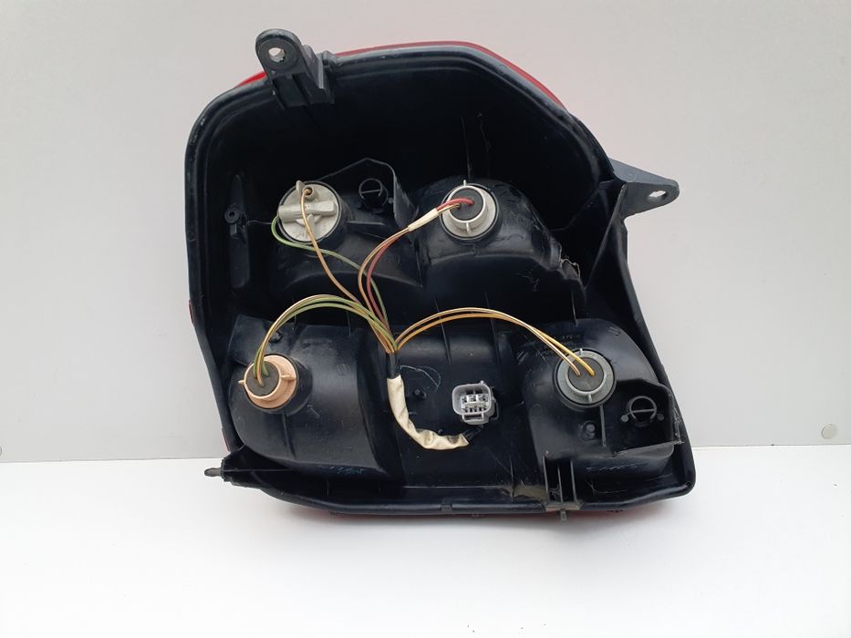 TOYOTA MR2 ZZW30 lampa prawa tylna 99-05