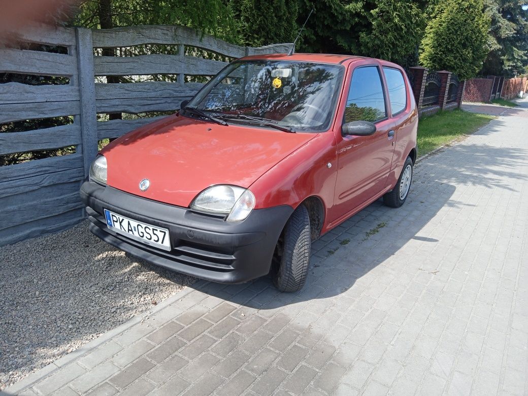 Fiat Seicento 1.1 benyzna niski przebieg książki serwisowe