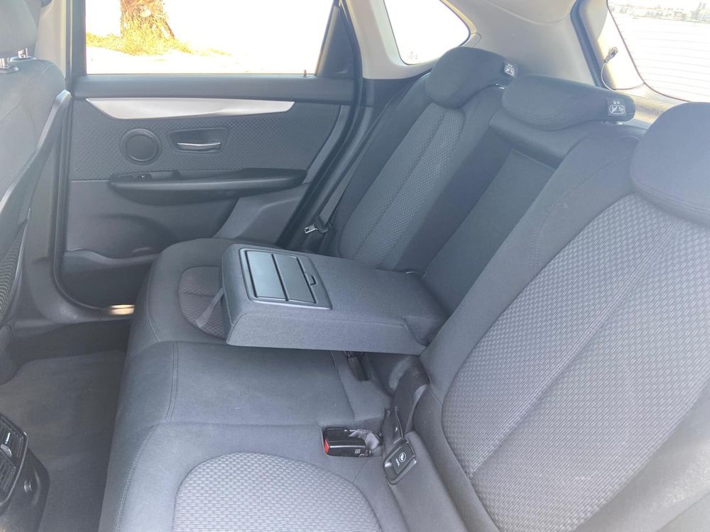 BMW 225Xe de 2018 com apenas 68.000 km