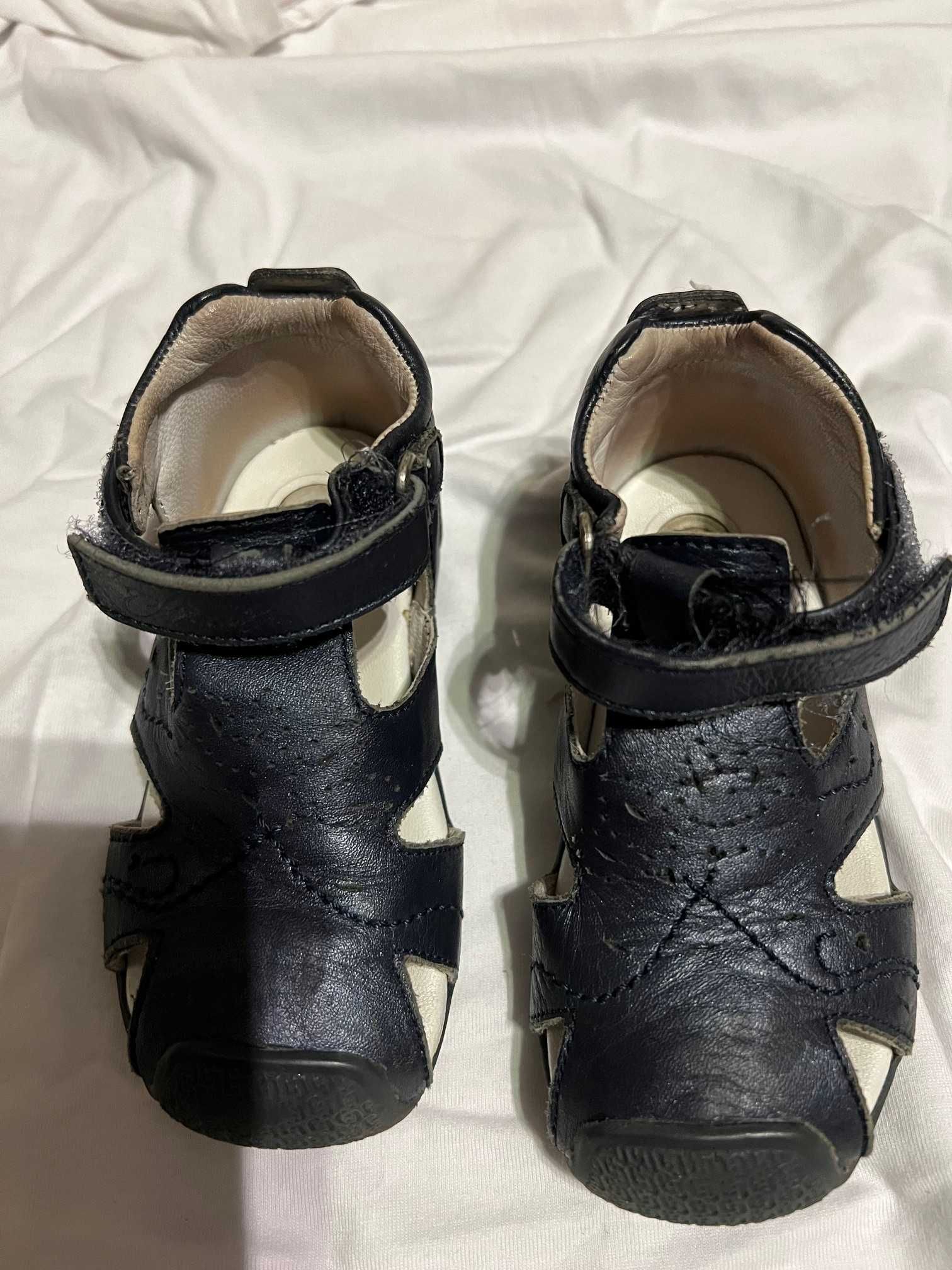 Sapatos menina (2 pares)