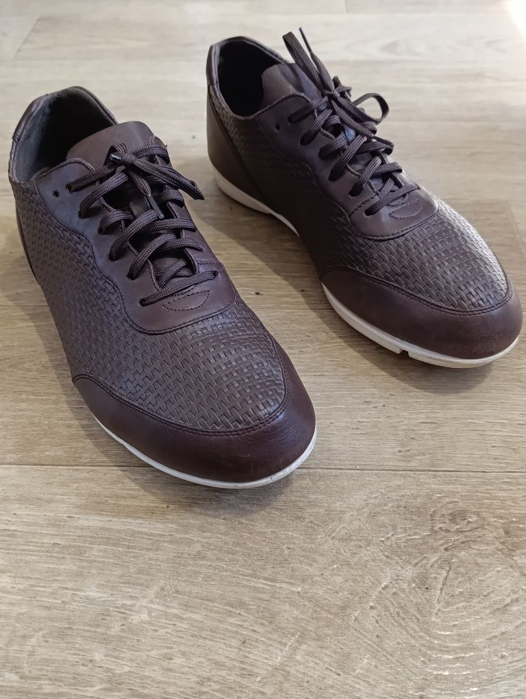 кроссовки туфли clarks