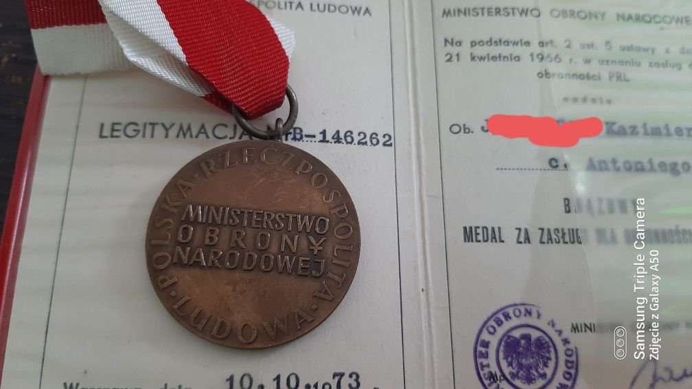 Medal „Za zasługi dla obronności kraju”