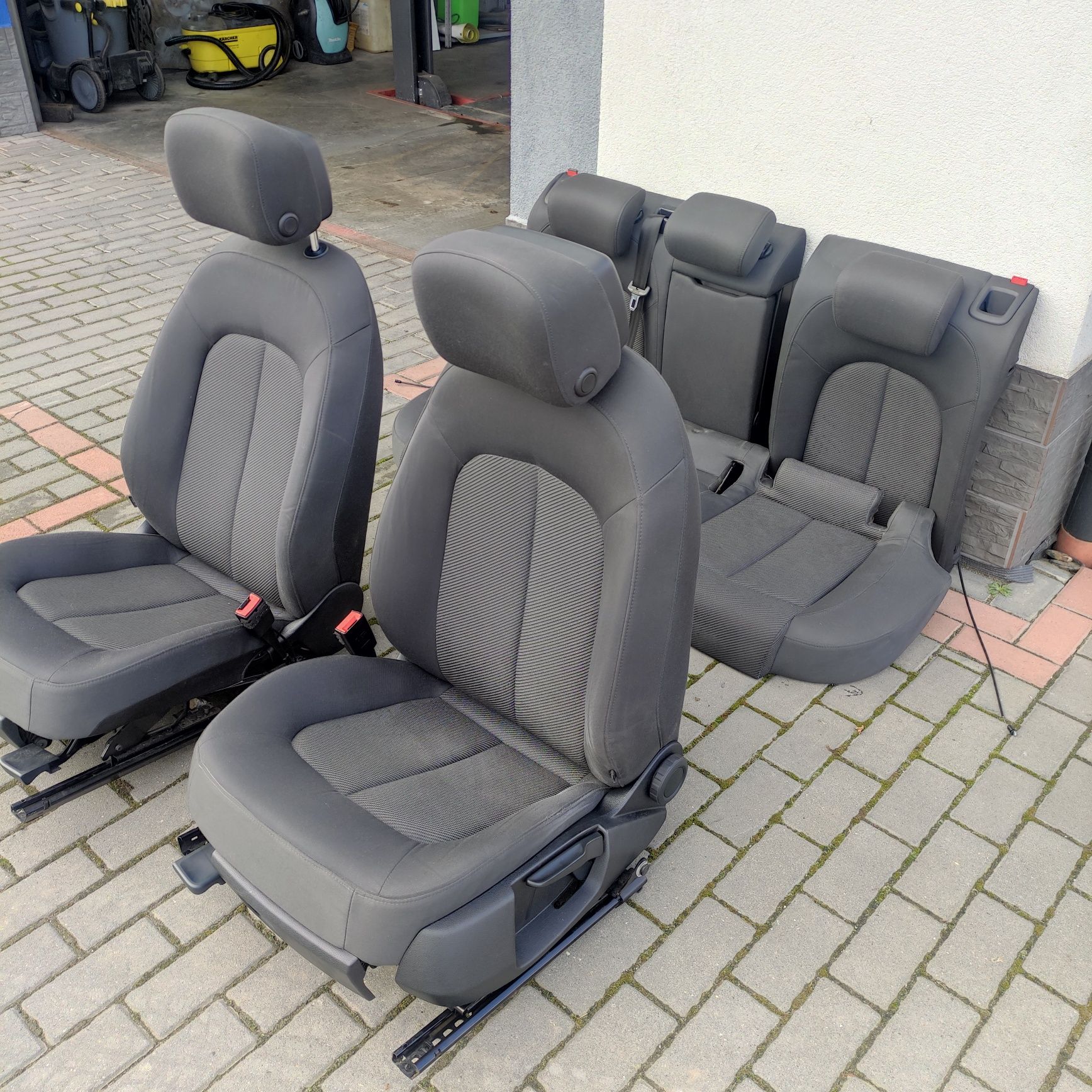 Fotele kanapa środek boczki komplet Audi A6 C7 avant